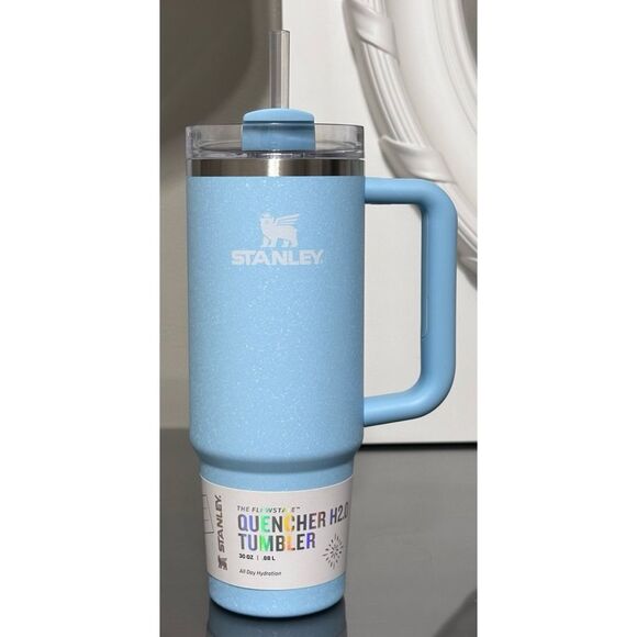 Stanley Quencher H2.0 FlowState 30oz Tumbler, POWDER BLUE CRUSH - Picture 1 of 4